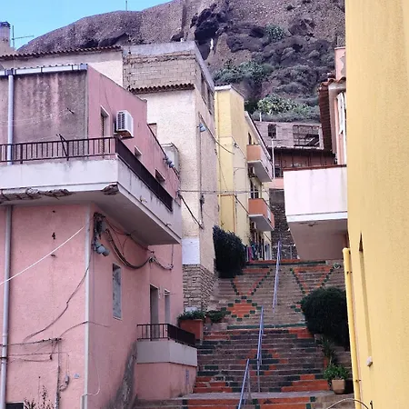Pm 6 Via Vittorio Veneto Castelsardo